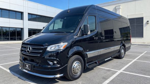 10 passenger sprinter van st louis