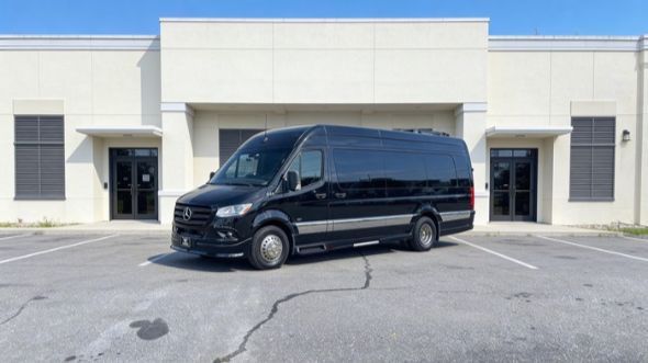 15 passenger sprinter van st louis