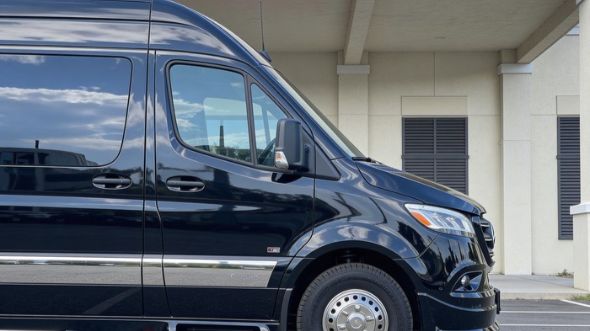 st louis 12 passenger sprinter van